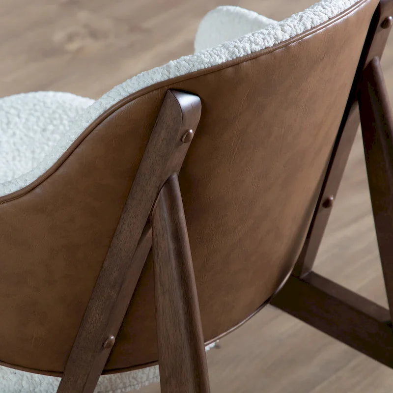 Ensemble de 2 pièces de fauteuil d'appoint et de table en noyer et tissu bouclé de style Mid-Century